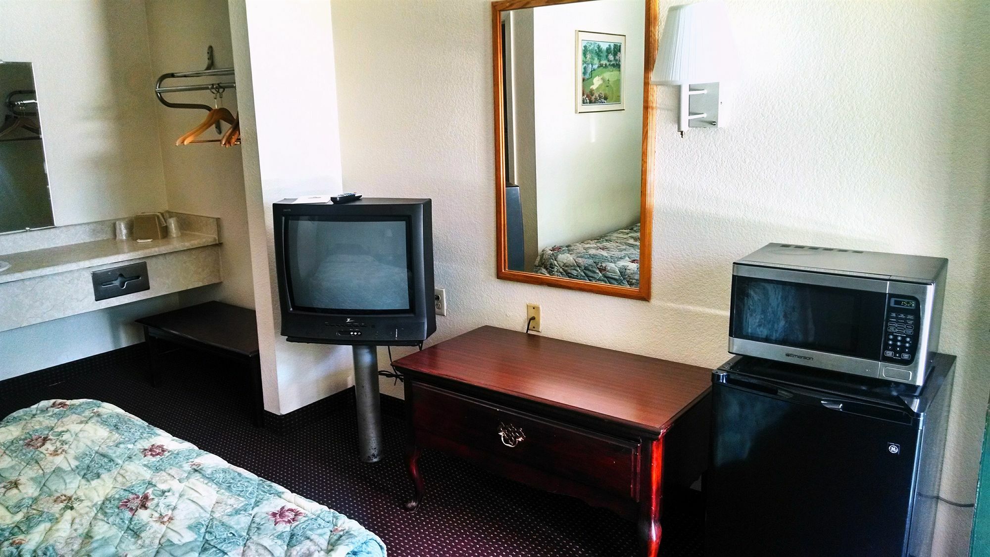 Motel Masters Atlanta - At I-85 & 285 2*